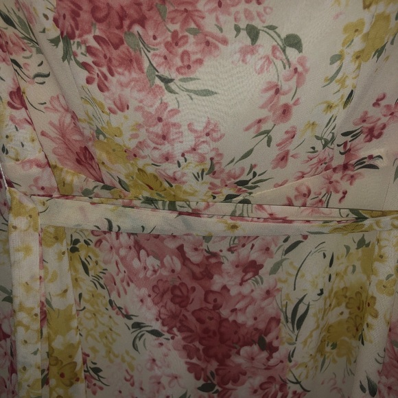 NWOT Ruffle Trim Belted Floral Print Dress - Picture 7 of 9